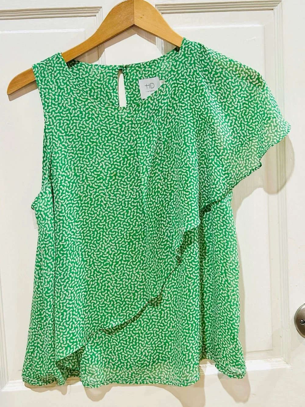 HD in Paris Anthropologie Green Print Asymmetrical Ruffle Sleeveless Top Size 8 - Picture 4 of 9